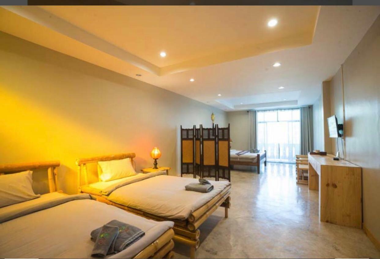 Sriananpura Hotel Chiang Mai Exterior photo